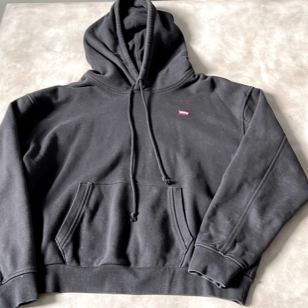 Levi’s Hoodie Size Medium